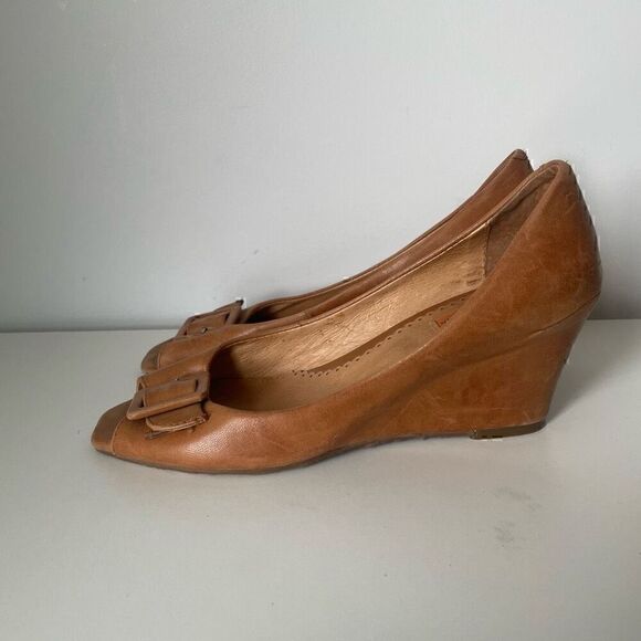 Miz Mooz Vintage Nude Wedge Heels Sz 6 Buckle Square Peep Toe Leather Farah - Picture 5 of 9